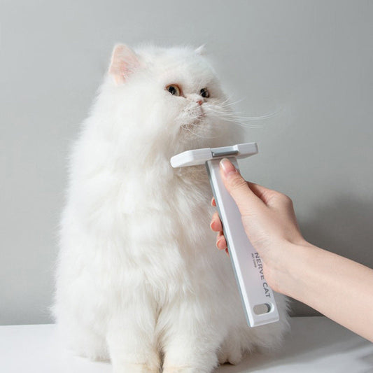 Stainless steel deshedding comb for cats and dogs