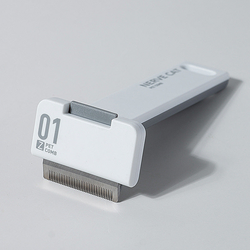 Deshedding comb stainless steel blade detail
